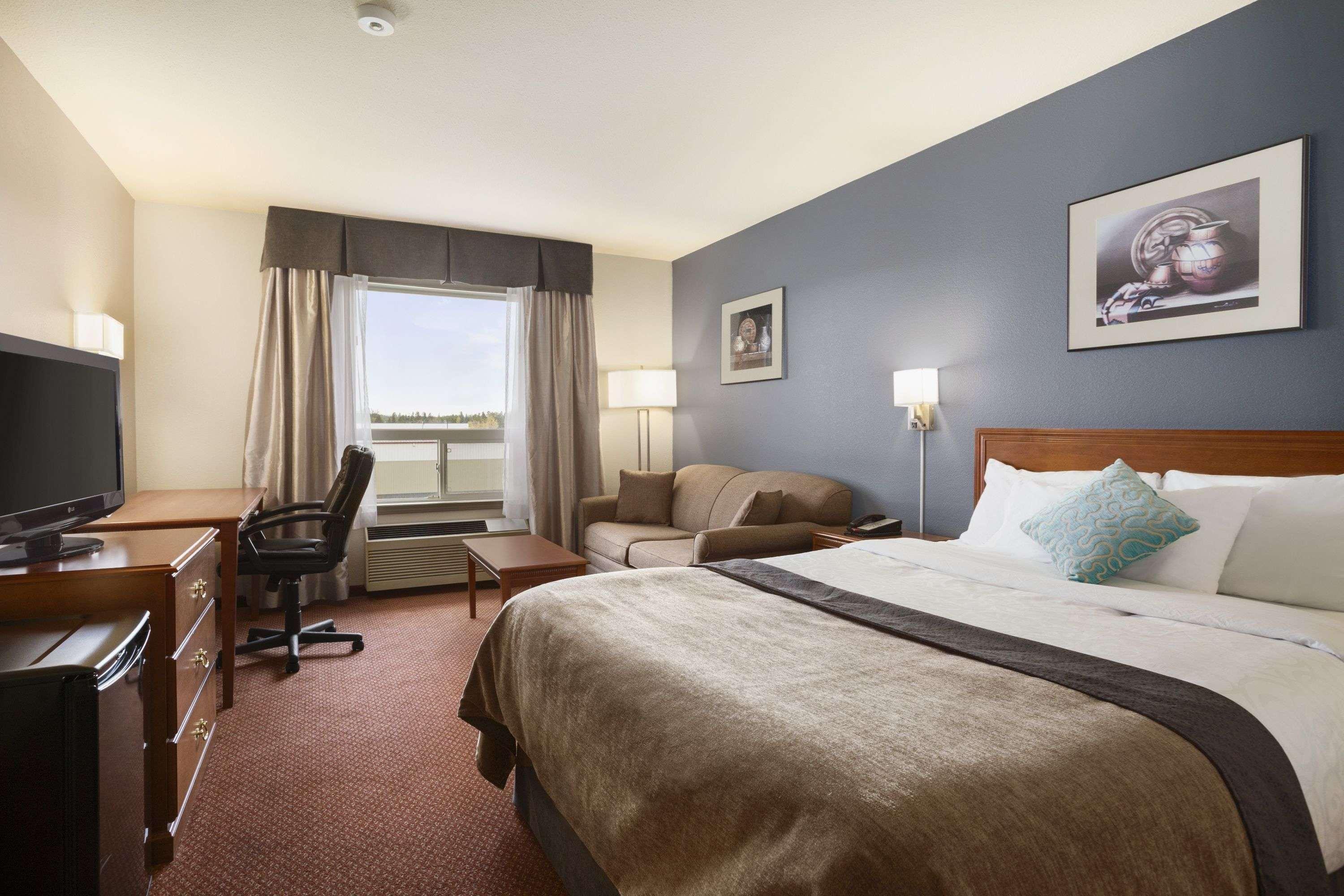 Hotel Super 8 By Wyndham Whitecourt Exterior foto