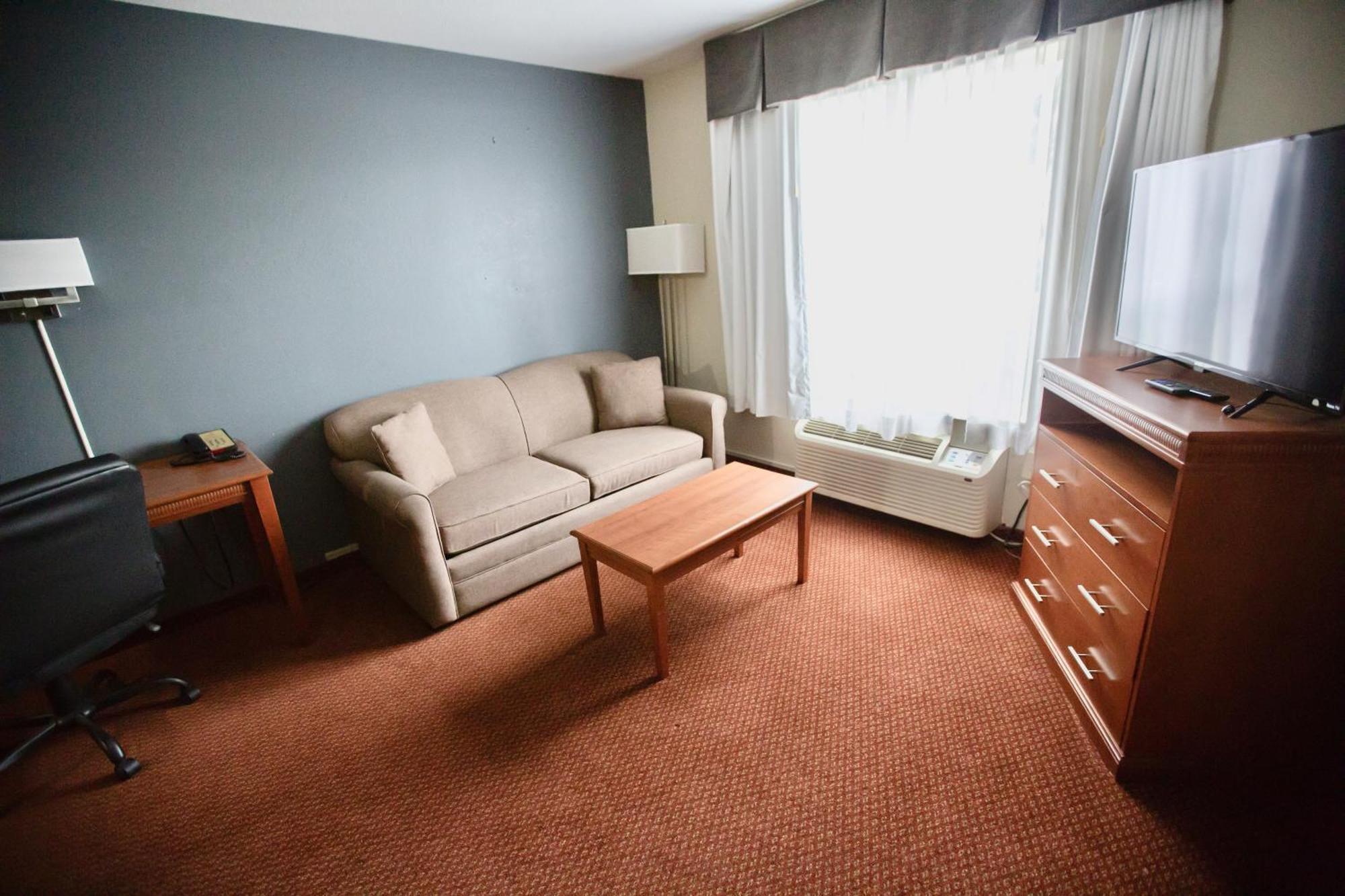 Hotel Super 8 By Wyndham Whitecourt Exterior foto